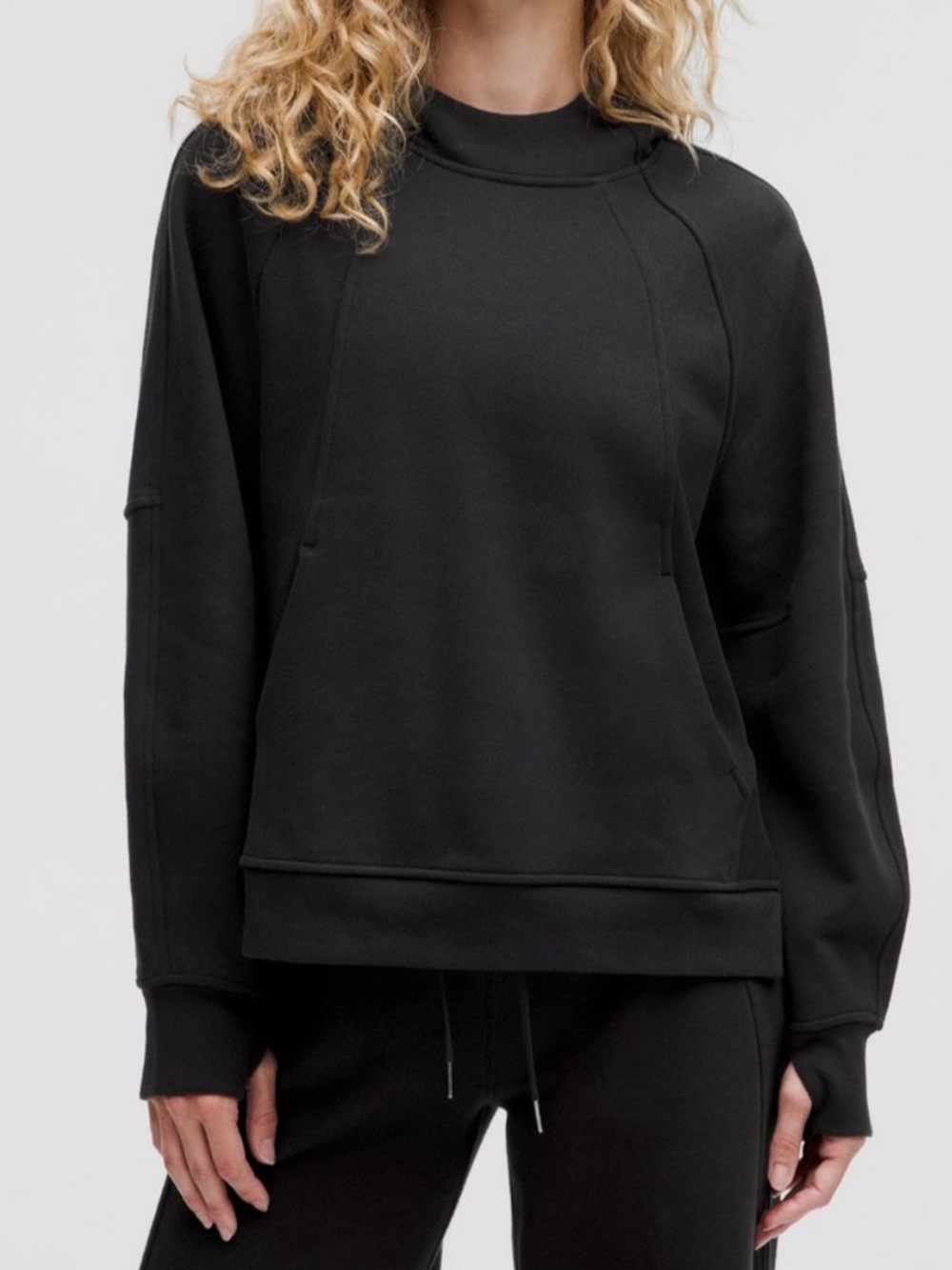 lululemon athletica Oversized Scuba Side Slit Sweatshirt. Black.